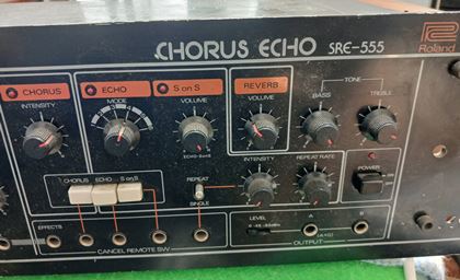 Roland-SRE-555 pro Chorus Echo to service